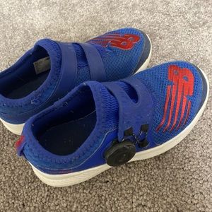 New balance boys size 11 snap shoes